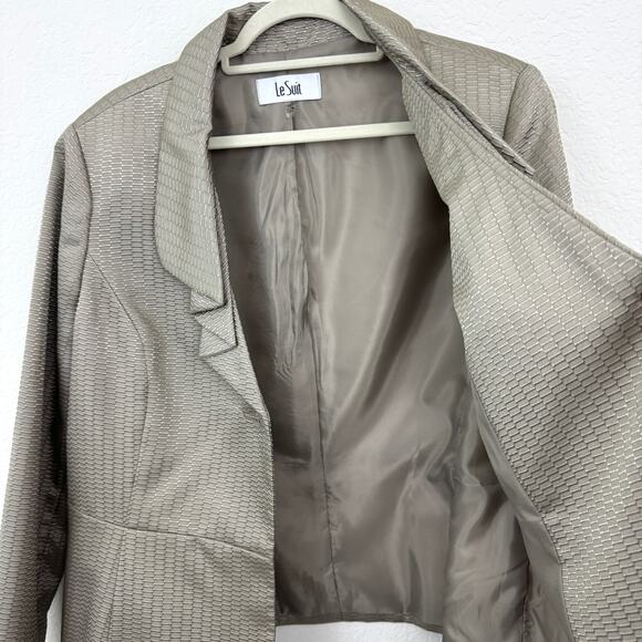 Le Suit Womens Suit Jacket Blazer Size 18 Textured Office Career Tan Shimmer - Picture 6 of 6